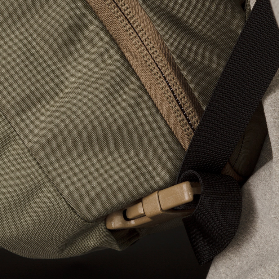 Arc'teryx Covert Case C/O Bag - 2441cu in&nbsp;Detail