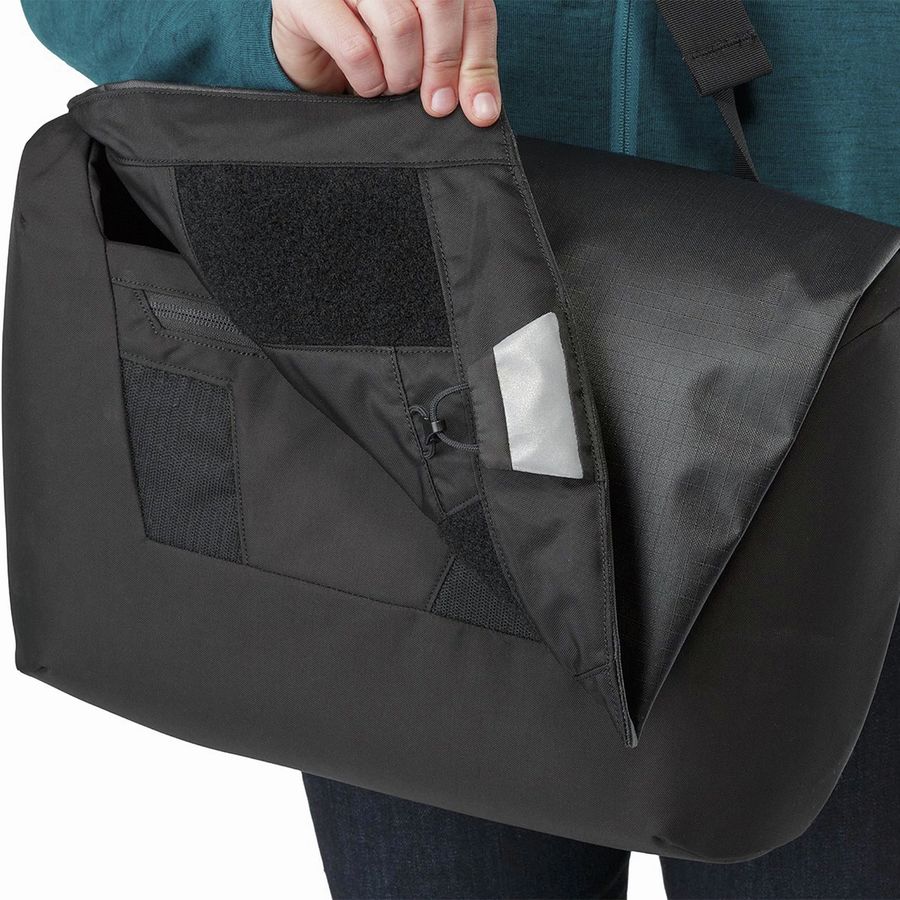 Arc'teryx Fyx 9L Messenger Bag