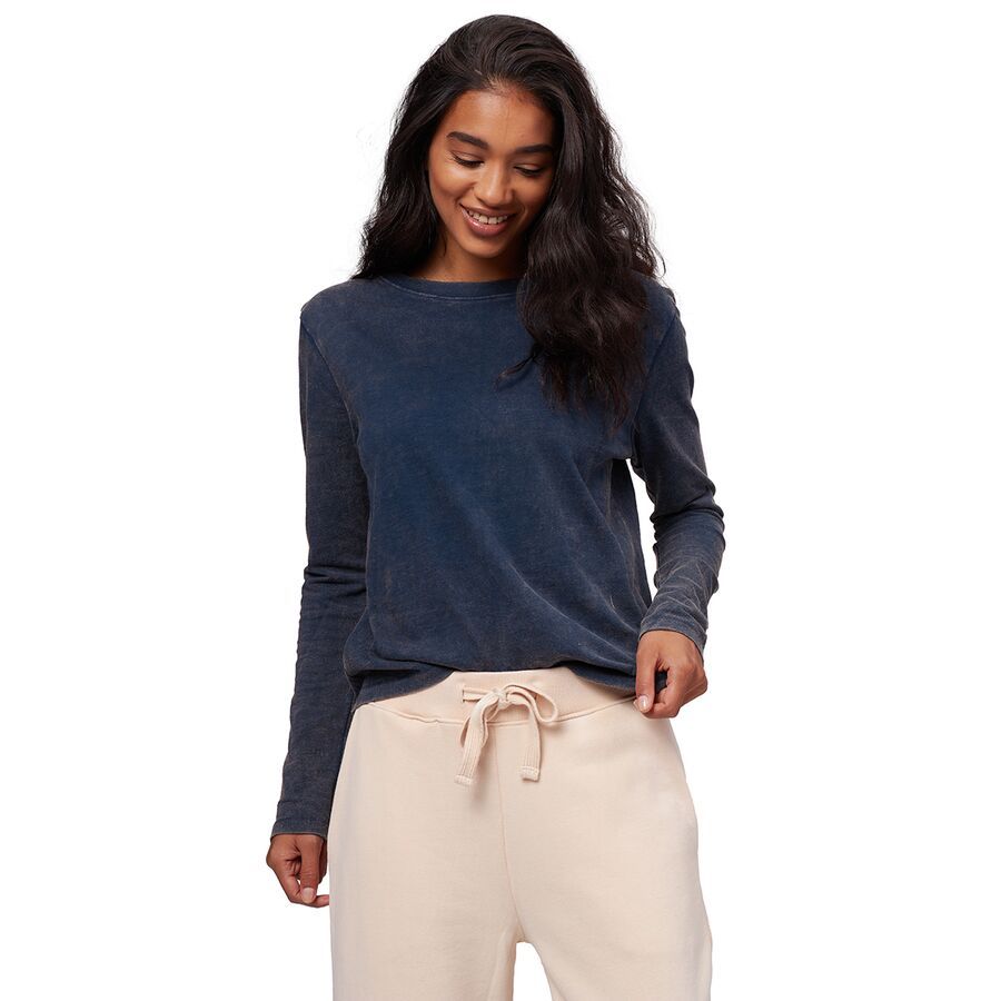Long-Sleeve Crewneck T-Shirt - Women's