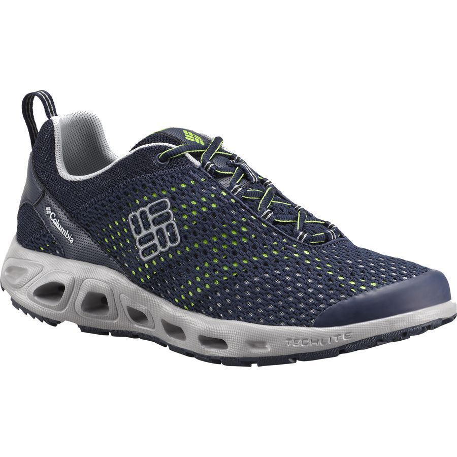water shoes made in canada
