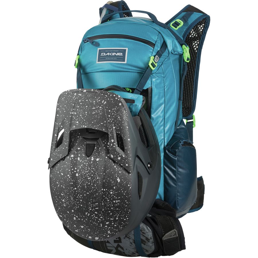 dakine seeker 18l review