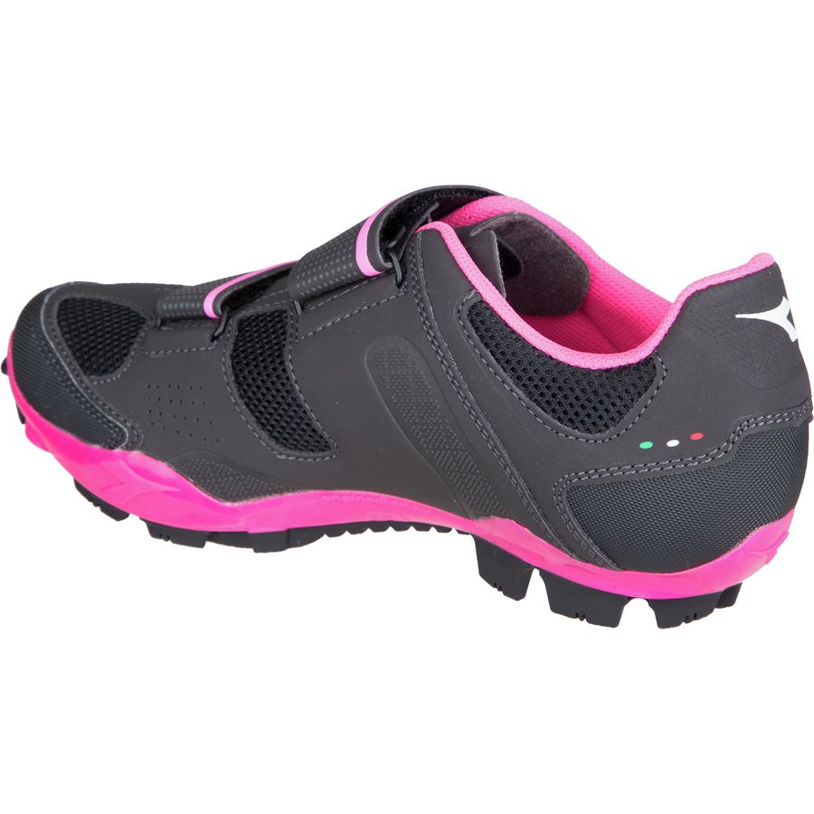 diadora road bike shoes