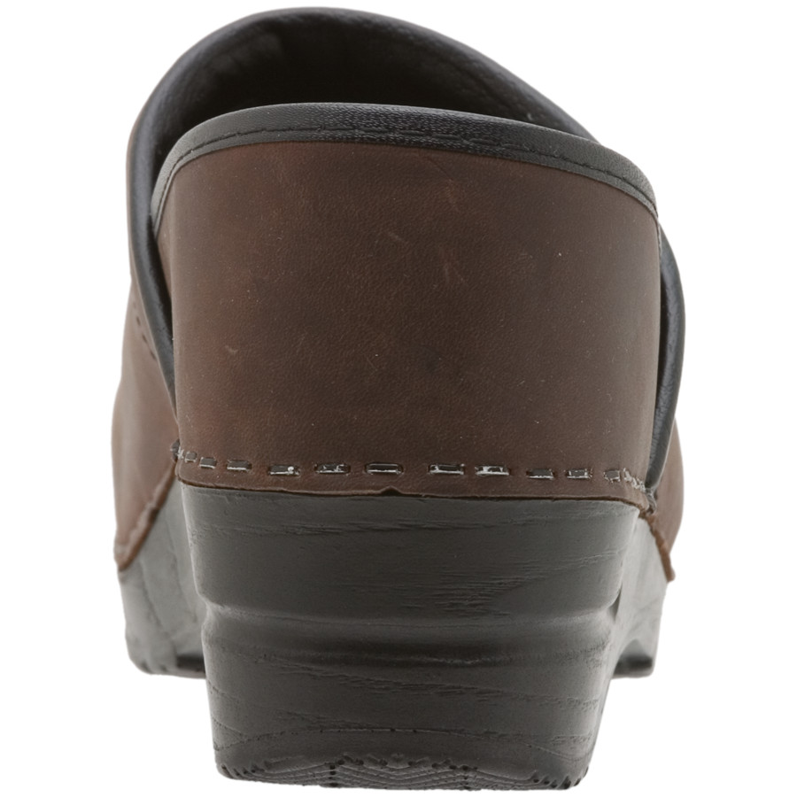 dansko professional oiled