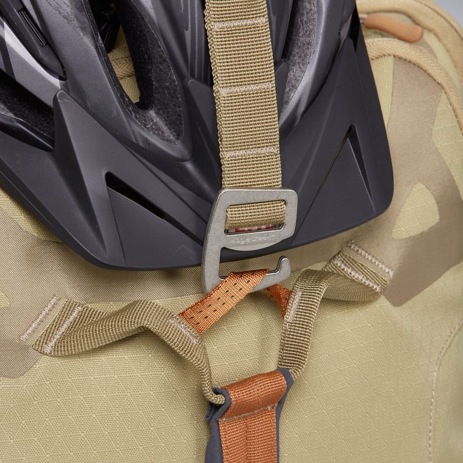 Eagle Creek Load Warrior 22 Wheeled Duffel Bag - 2565cu in&nbsp;Porter Key