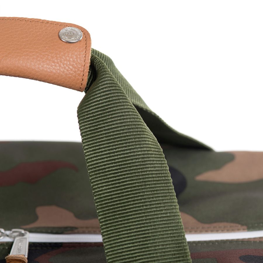 Herschel Supply Wheelie Outfitter Rolling Gear Bag&nbsp;Detail