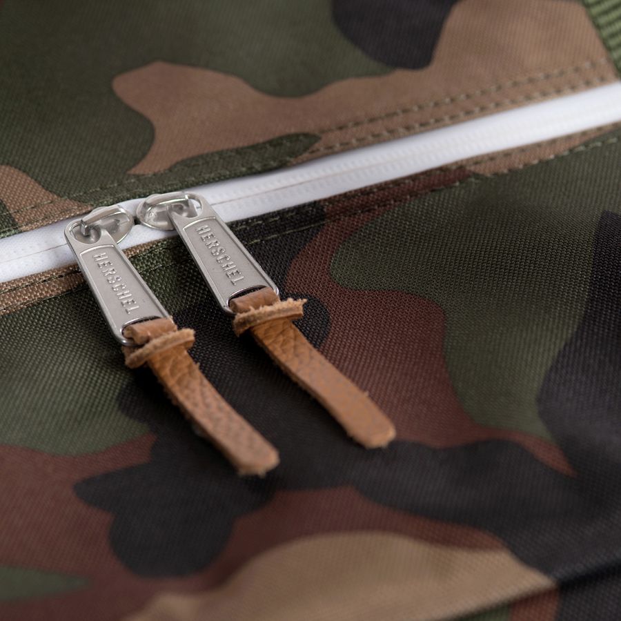 Herschel Supply Wheelie Outfitter Rolling Gear Bag&nbsp;Detail