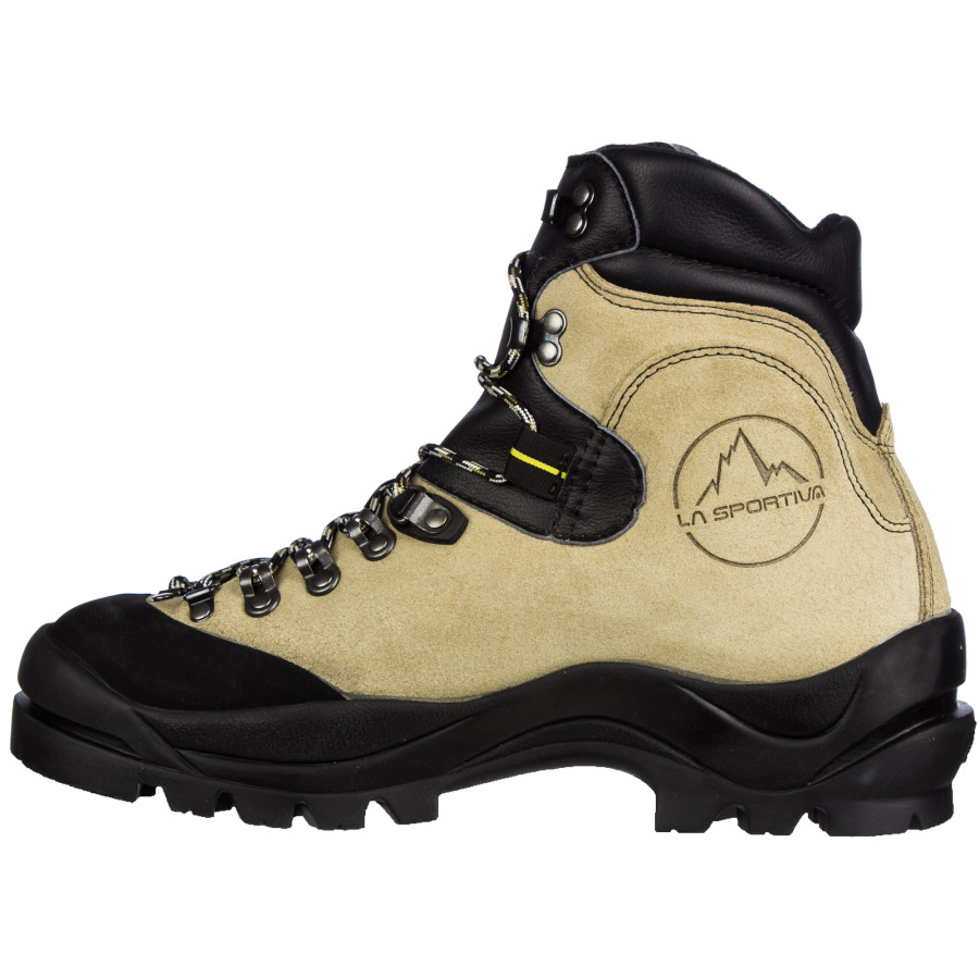 makalu boot