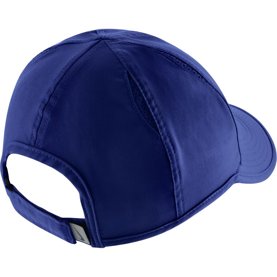 Nike Aerobill Featherlight Hat Women's