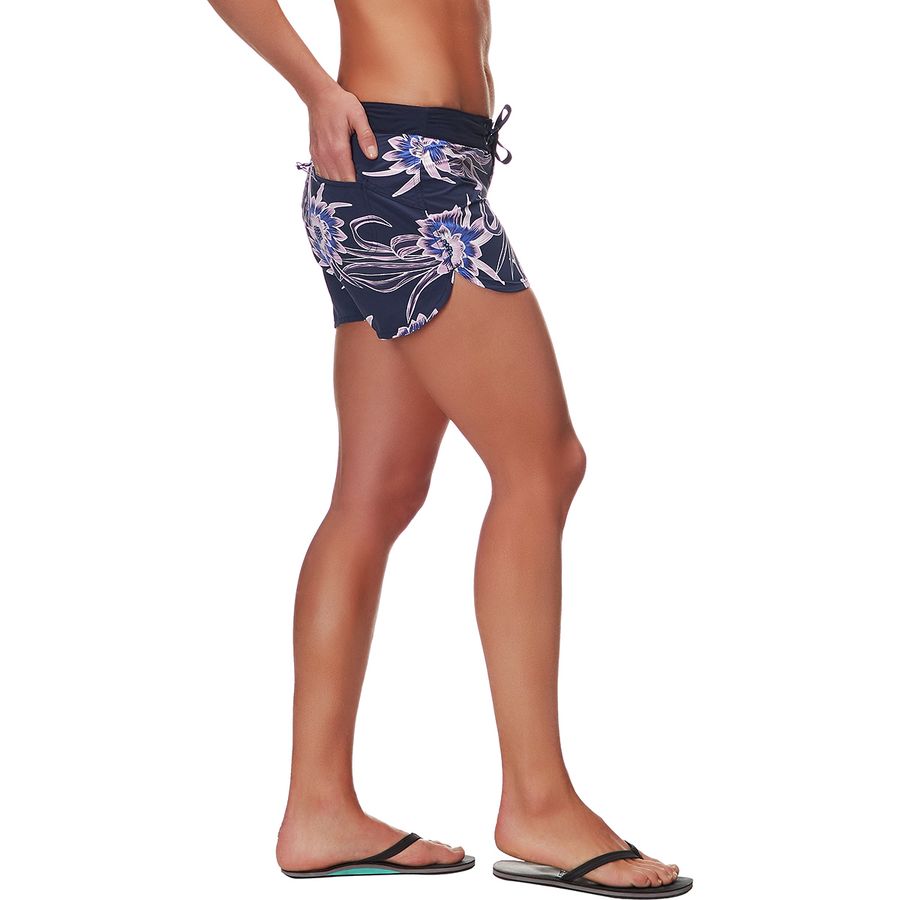 Patagonia Wavefarer Board Short Women's