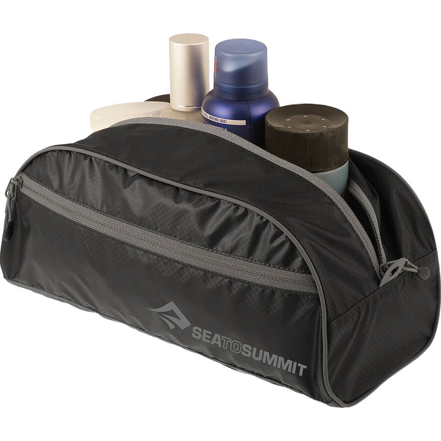 Travelling Light Hanging Toiletry Bag + Mirror