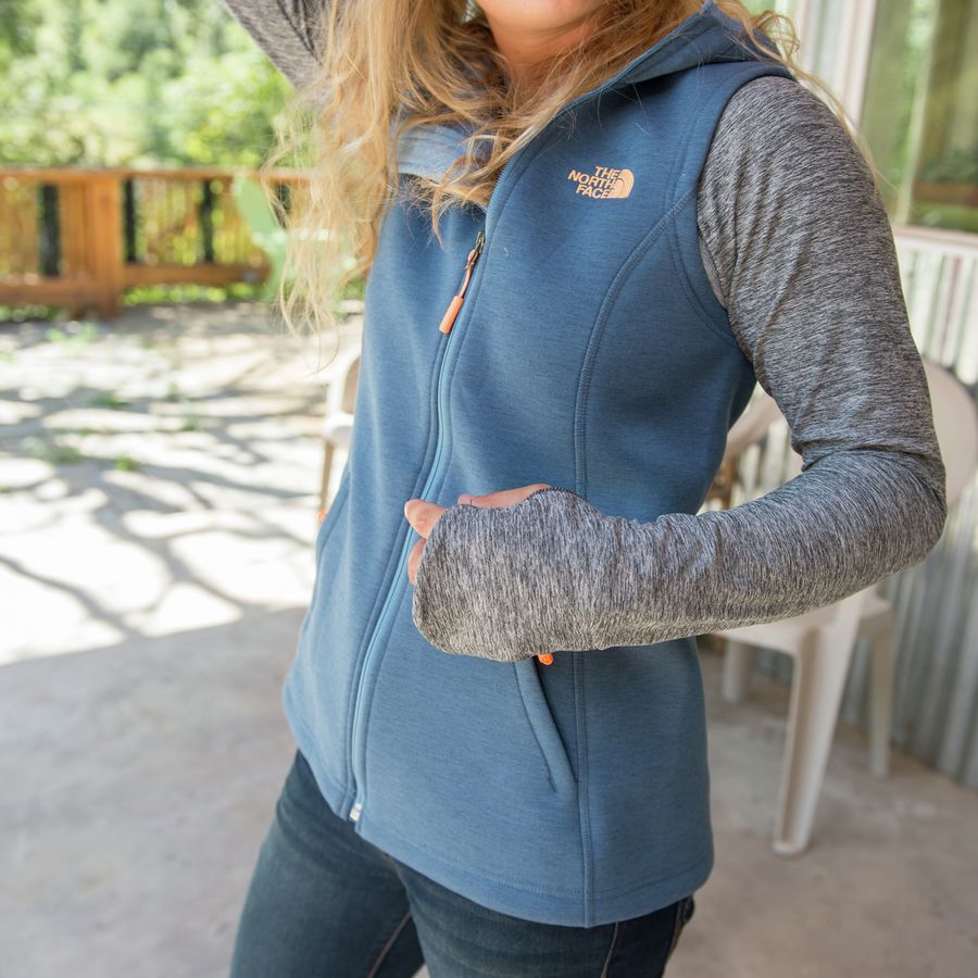 The North Face Haldee Hooded Vest - Women's&nbsp;3/4 Front