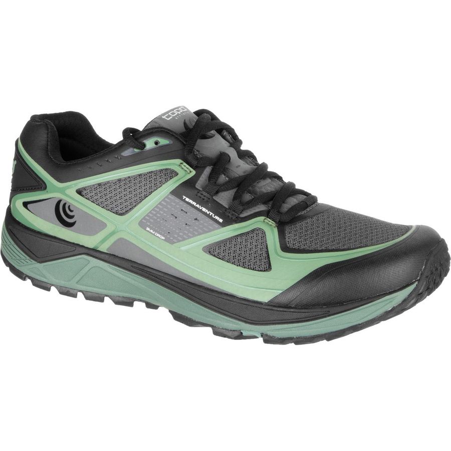 topo athletic running shoes