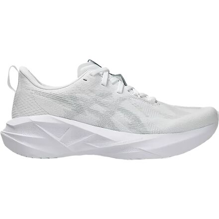 Novablast 5 Running Shoe - Women's