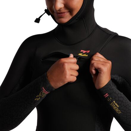 Billabong - 5/4mm Synergy Hooded CZ Full Wetsuit - Women's