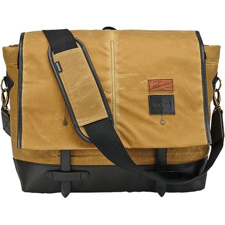Nixon - Langley 17L Messenger Bag