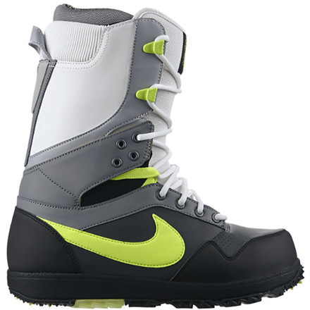 Nike - Zoom DK Snowboard Boot - Men's