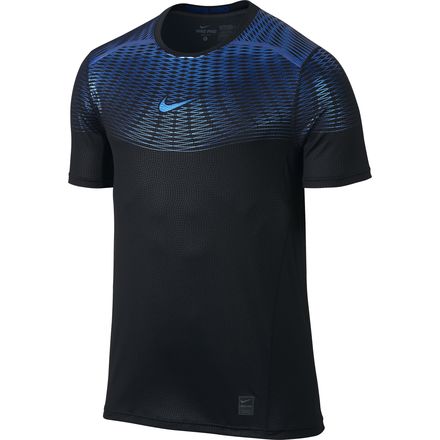 Nike - Hypercool Max Fitted Shirt - Men's
