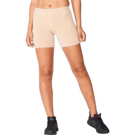 2XU - Core Compression 5in Game Day Short - Women's - Beige/Silver