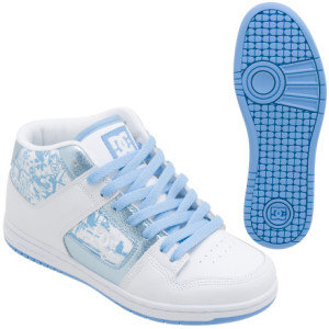 DC Manteca 2 Mid Skate Shoe - Women's
