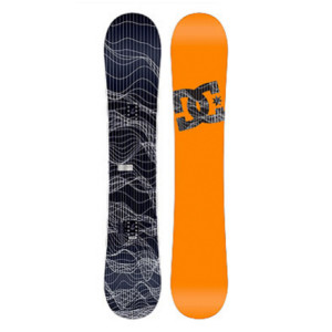 DC HKD Snowboard