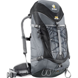 Deuter ACT Trail 32 Backpack 1950cu in