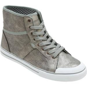 Vans Wellesley Skate Shoe - Women's