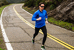 Minimalist vs. Traditional Running Shoes