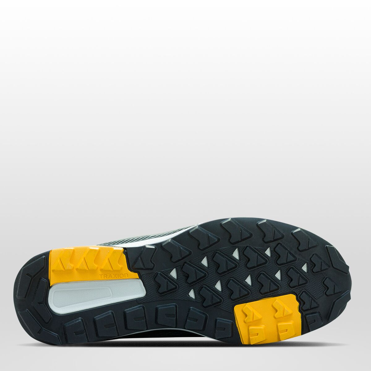 terrex trailmaker mid cold