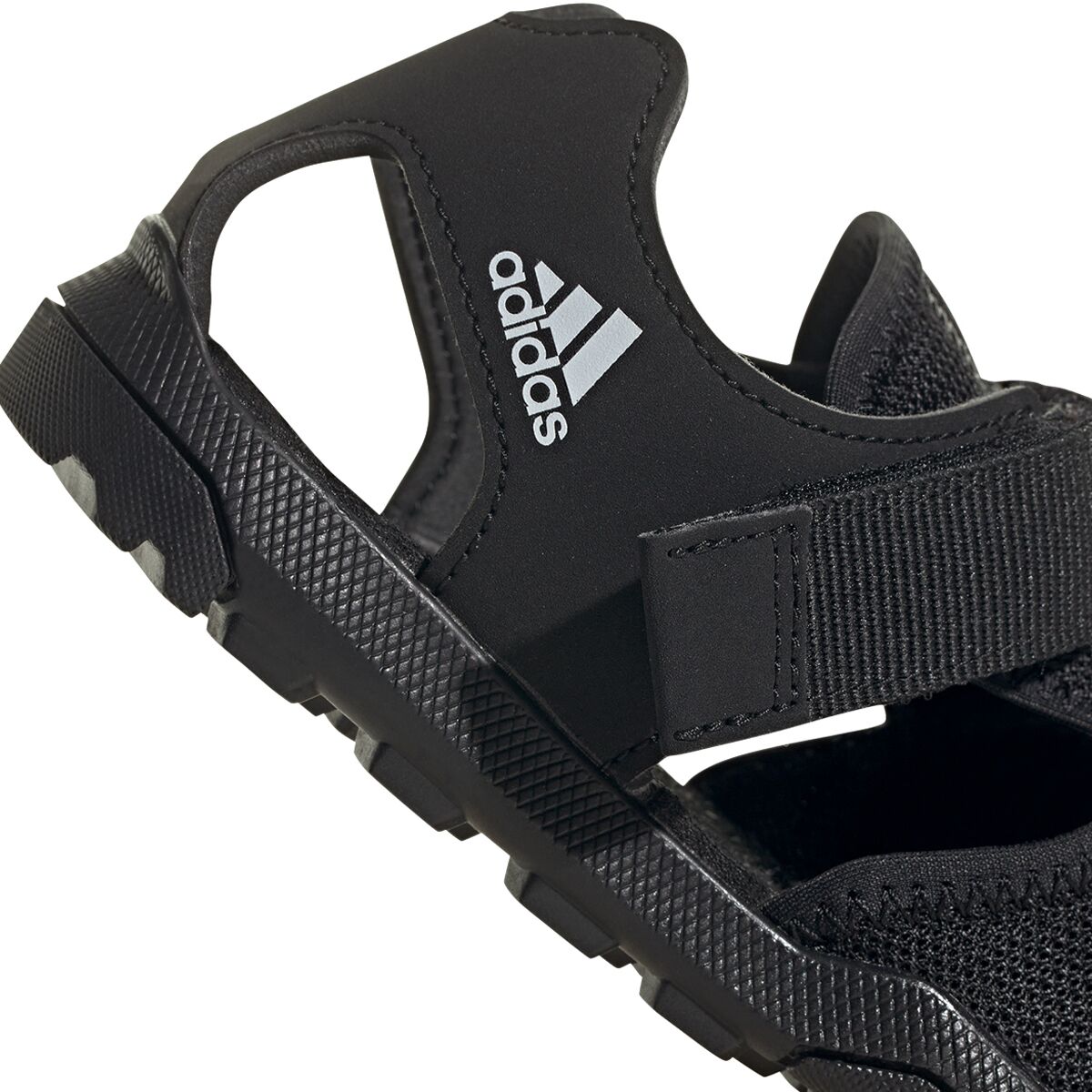 adidas terrex captain toey