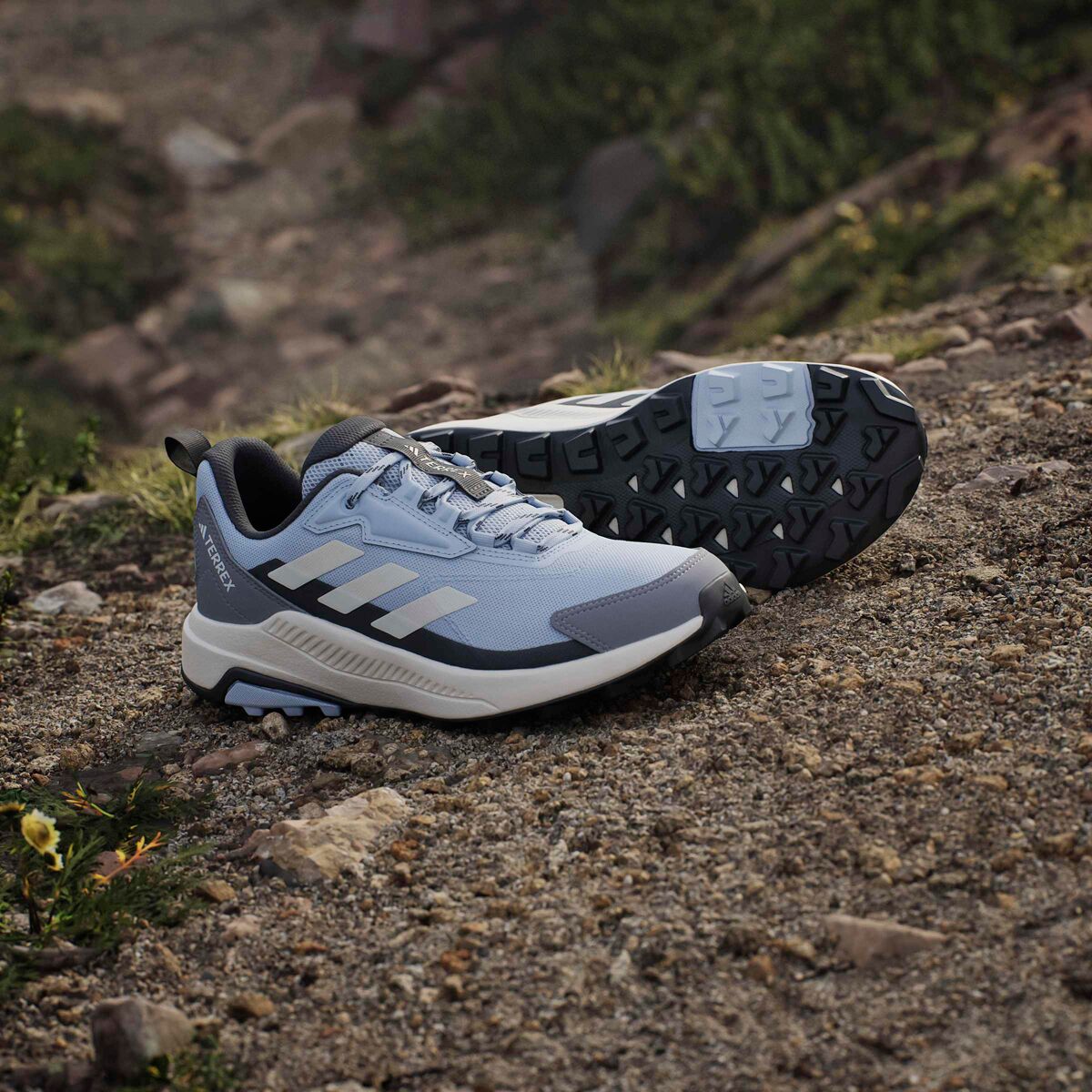 Женские кроссовки Adidas TERREX Terrex Anylander Hiking, цвет: Оранжевый / Меловой белый — фото 12