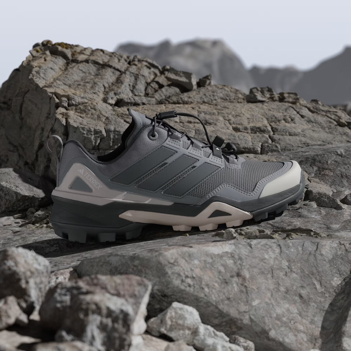Женские кроссовки Adidas TERREX Terrex Skychaser Hiking, цвет: Серый / Розовато-лиловый — фото 11