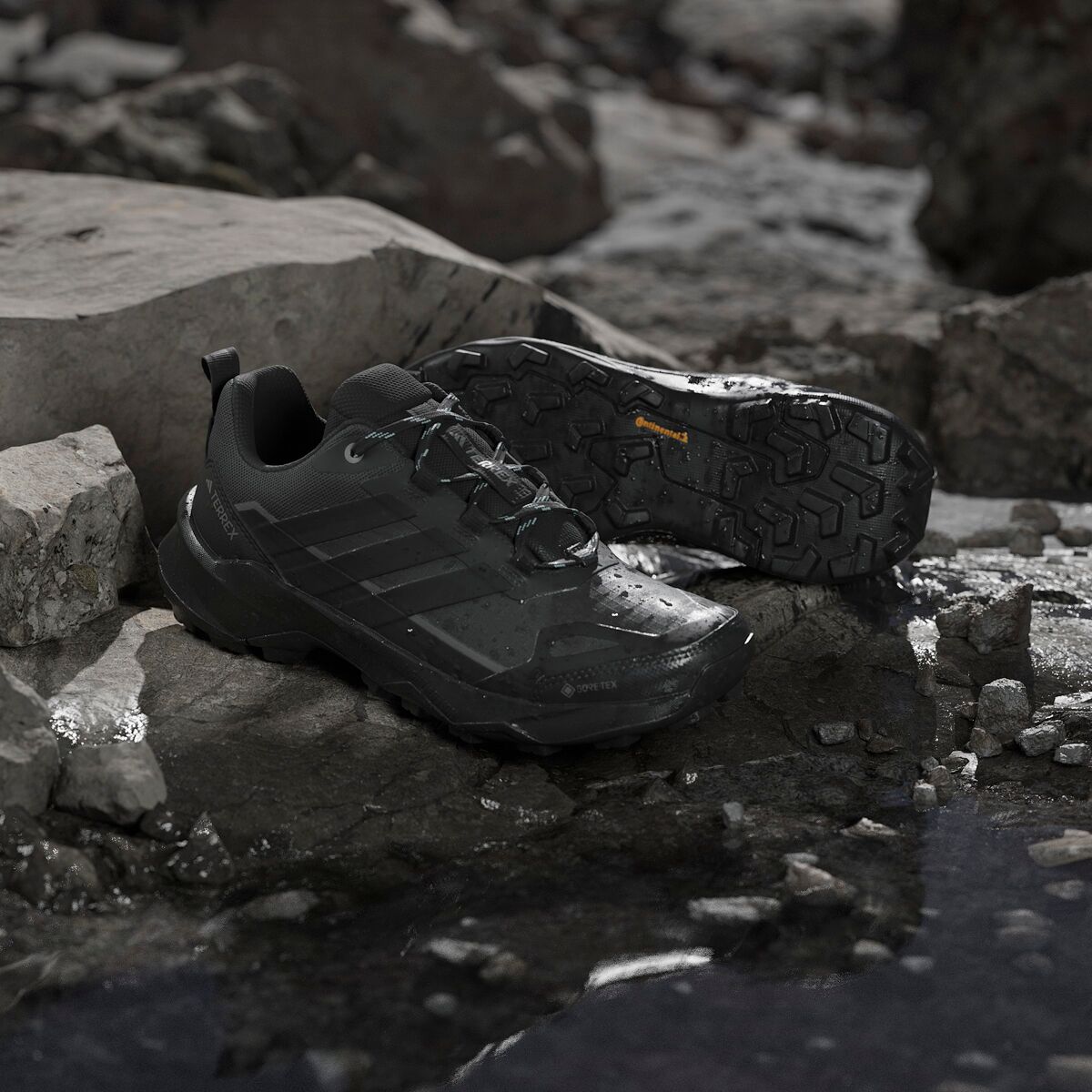 Женские кроссовки Adidas TERREX Terrex Skychaser AX5 GTX Hiking, цвет: Карбоновый / Чёрный — фото 12