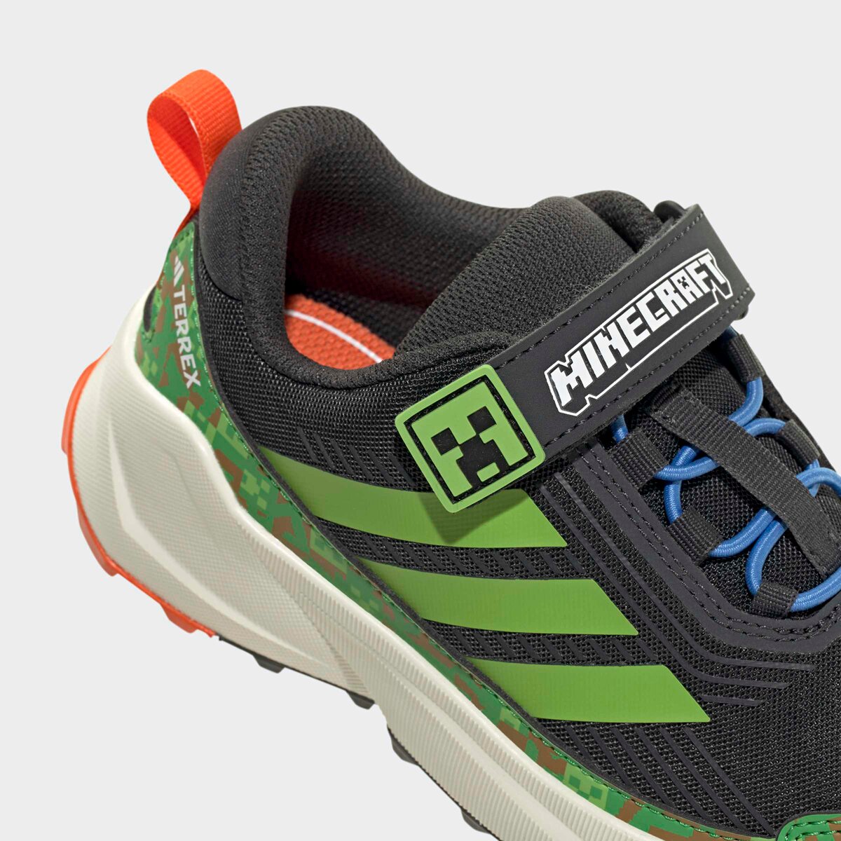 Детские кроссовки Adidas TERREX Terrex Trailmaker 2 CF Mcft, цвет: Карбоновый / Лаймовый — фото 7