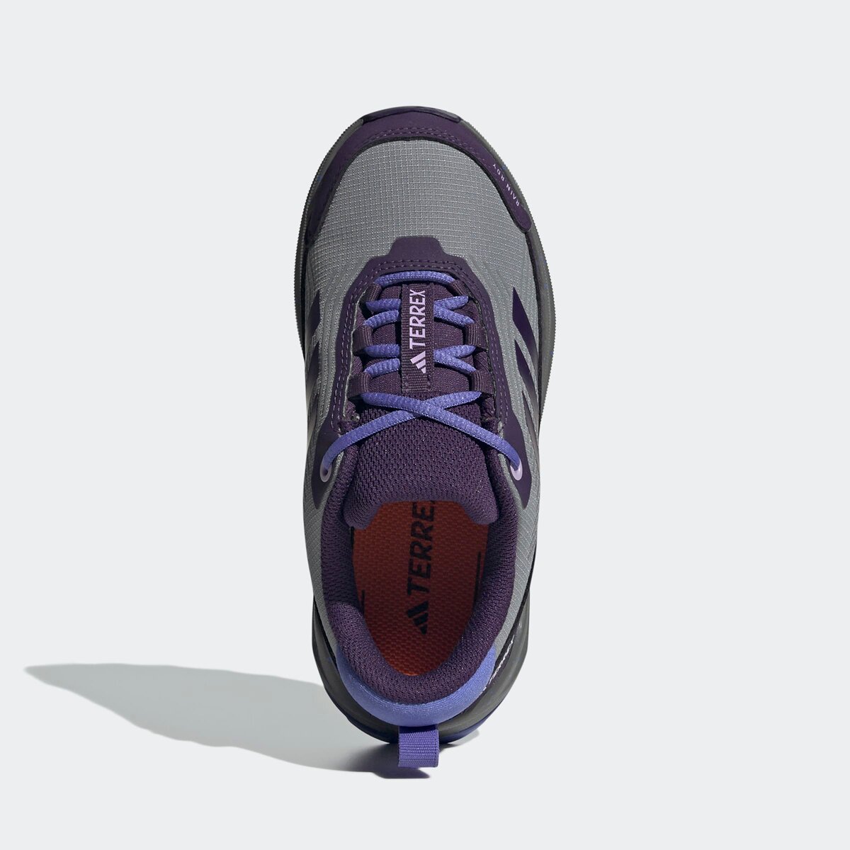Детские кроссовки Adidas TERREX Terrex Trailmaker 2 RAIN.RDY Hiking, цвет: Серый / Сливовый — фото 2