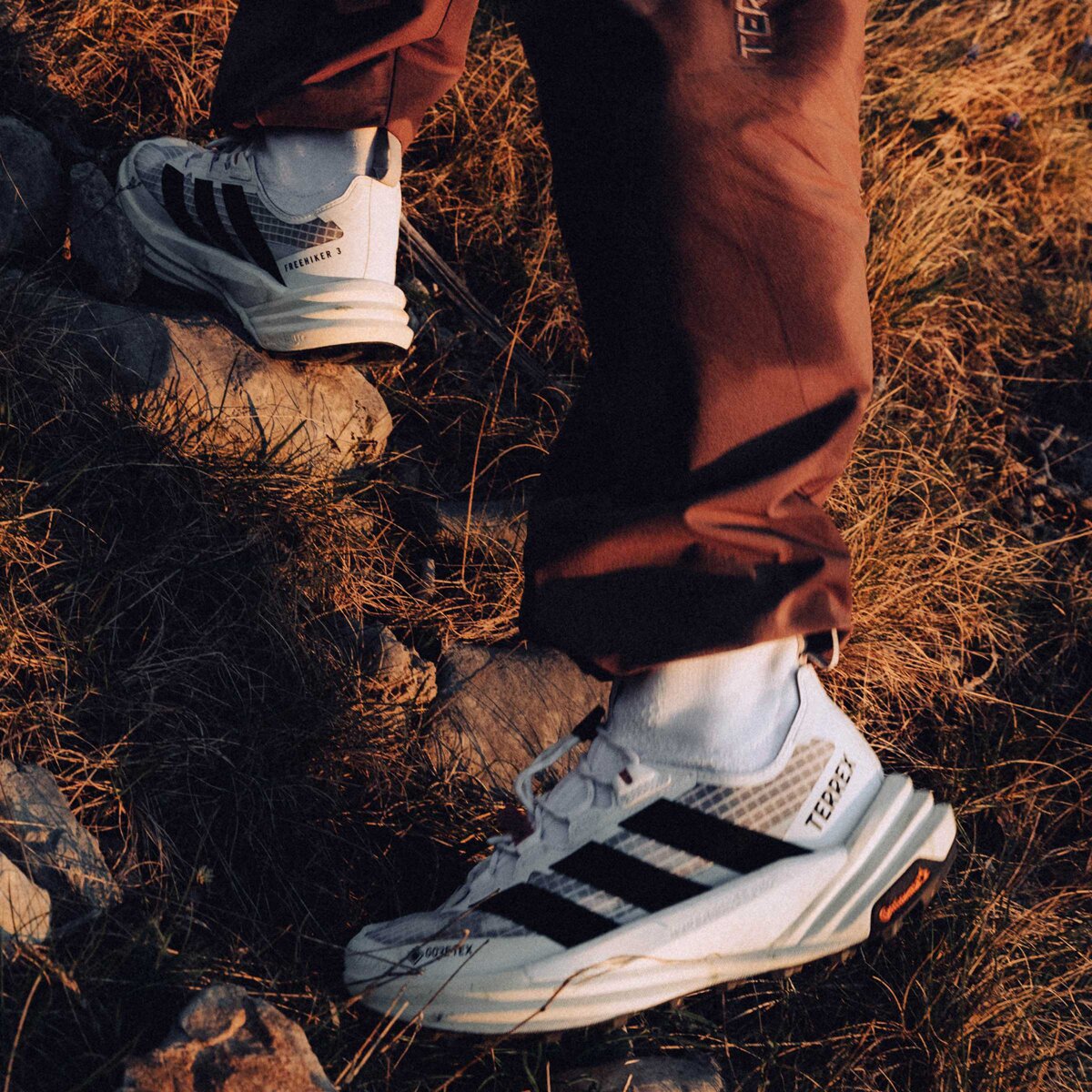 Женские кроссовки Adidas TERREX Terrex Freehiker 3 Ultra GTX Hiking, цвет: Белый / Чёрный — фото 12