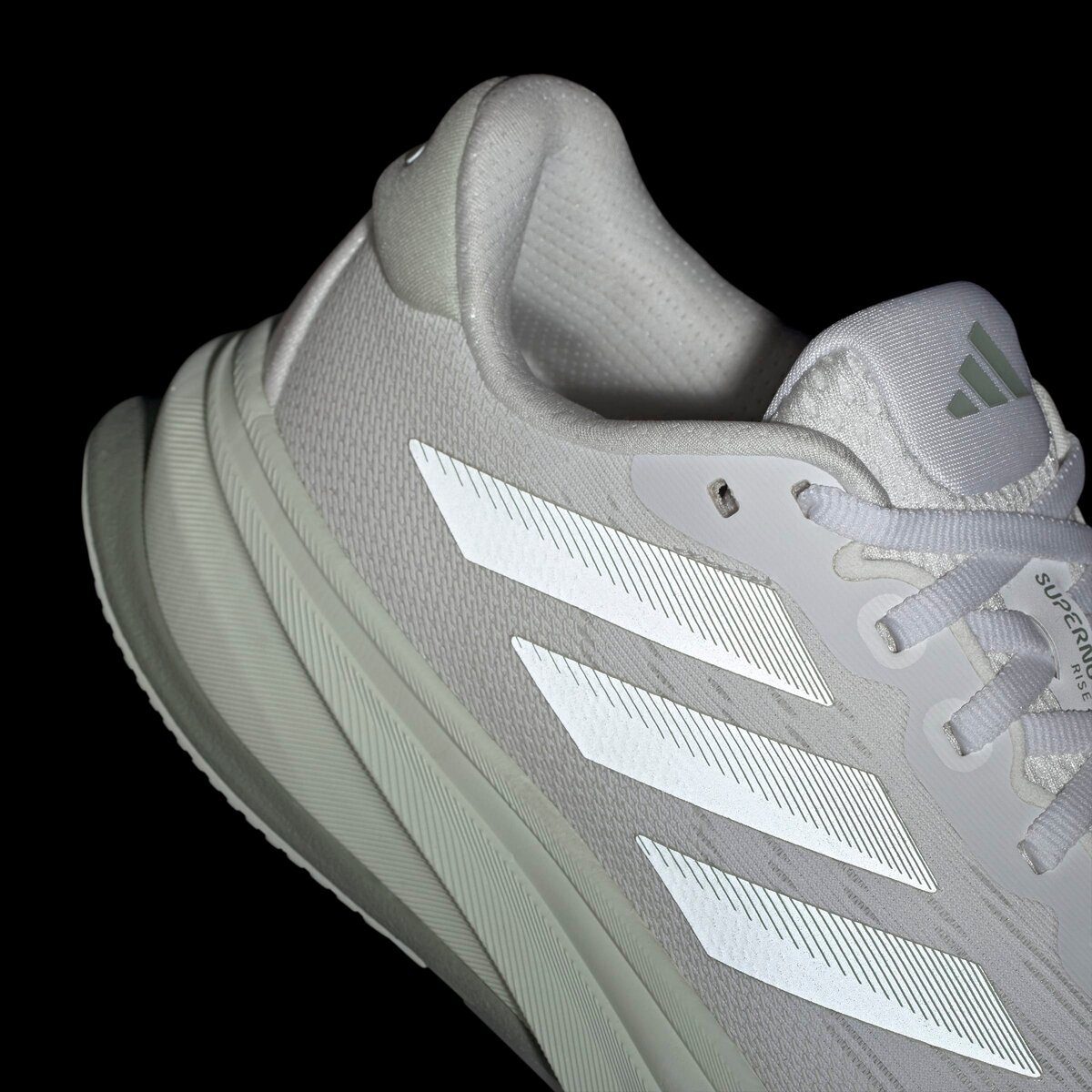 Женские кроссовки Adidas Supernova Rise 2 Running, цвет: Белый / Нефритовый — фото 11