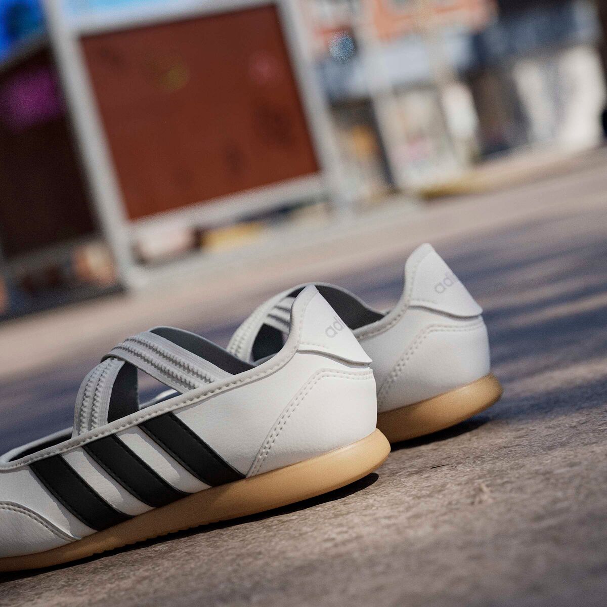 Детские кроссовки Adidas Barreda Mary Jane, цвет: Белый / Чёрный — фото 12