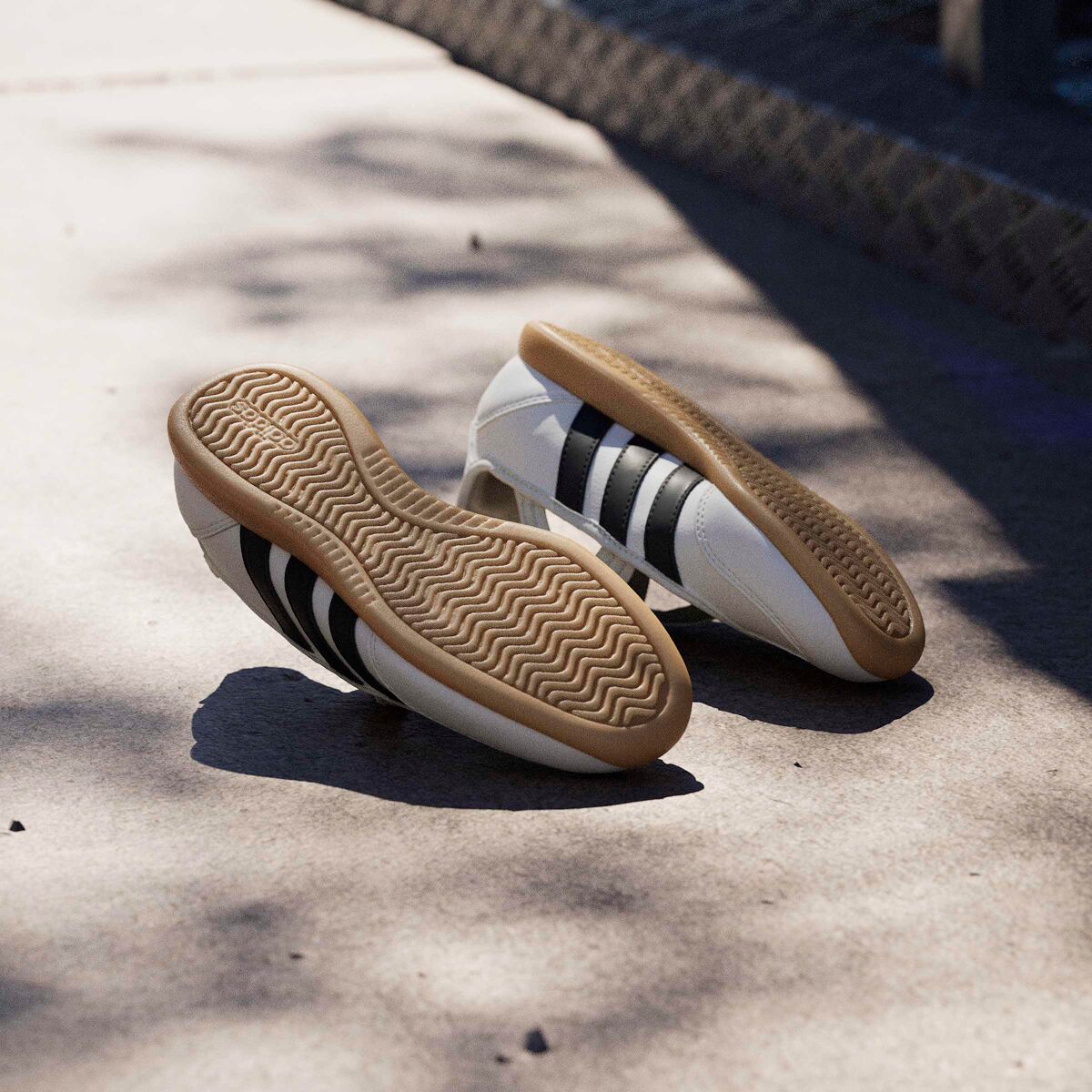 Детские кроссовки Adidas Barreda Mary Jane, цвет: Белый / Чёрный — фото 7