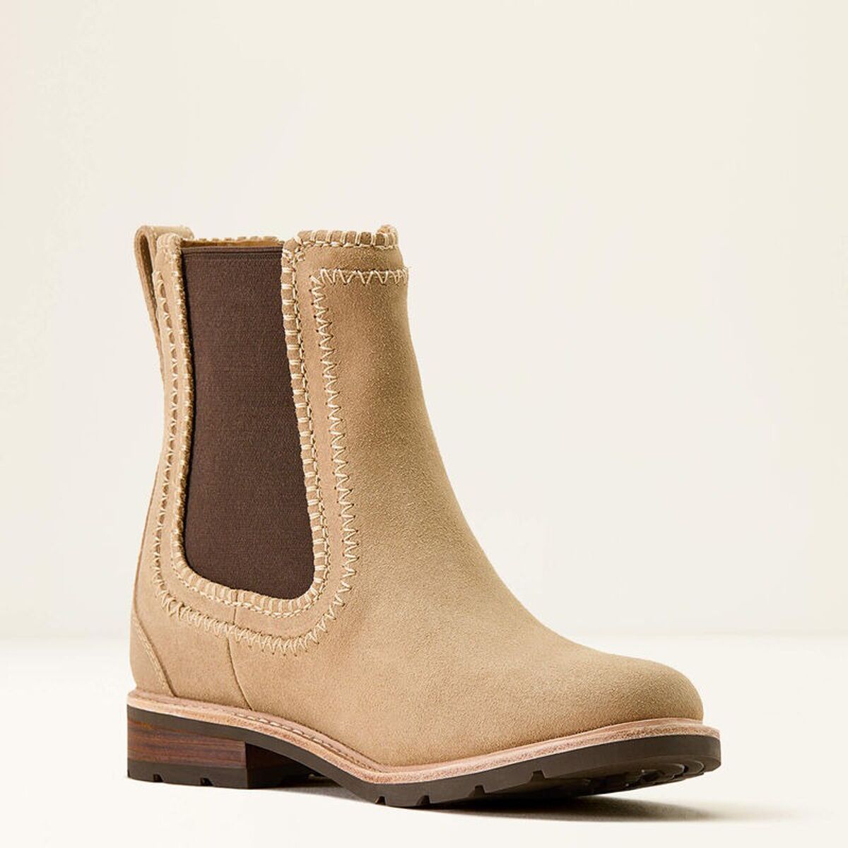 Женские ботинки Ariat Wexford Whipstitch Chelsea Boot, цвет: Верблюжий замшевый — фото 4