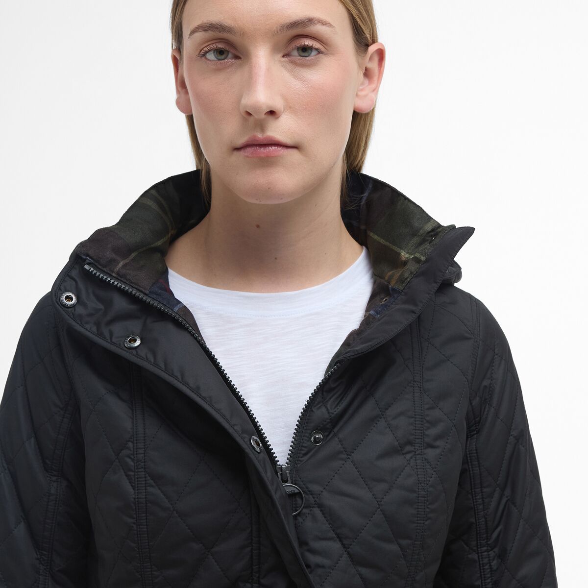 Женская куртка Barbour Millfire Quilt, цвет: Чёрный — фото 2