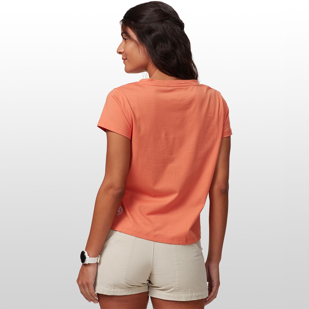 Between the Mountains Berry T-shirt for Women