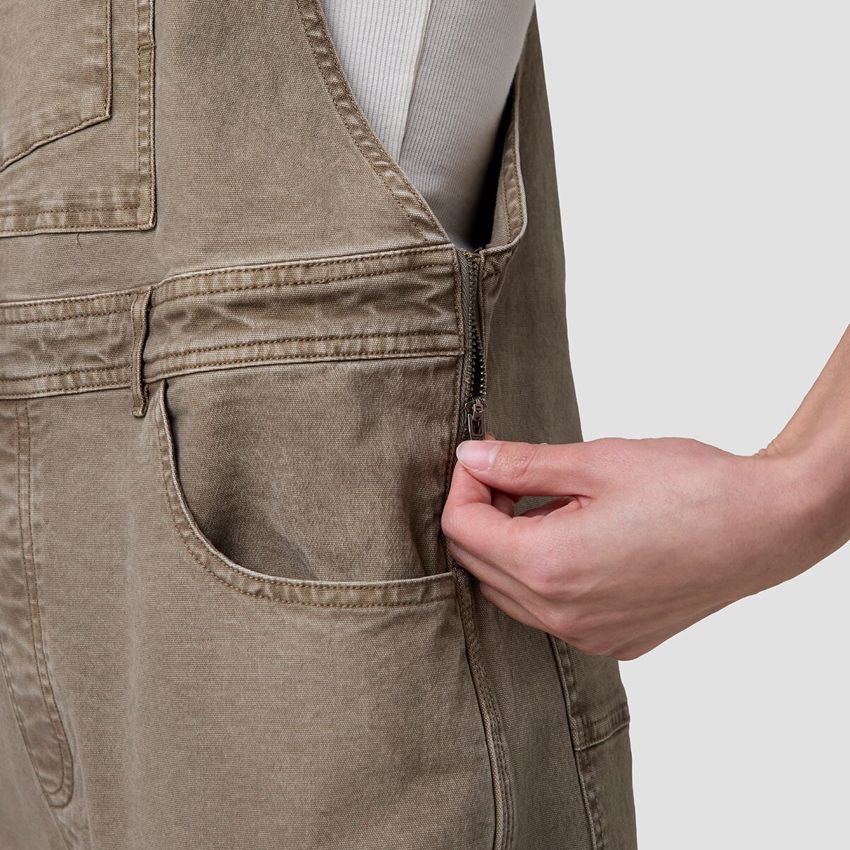 Женский комбинезон Backcountry BGA Rambler Stretch Canvas Overall, цвет: Fallen Rock — фото 6