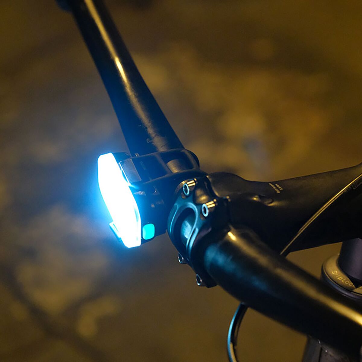 Blackburn Grid Front Light