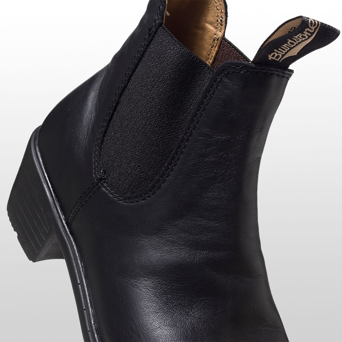 blundstone boots with heel
