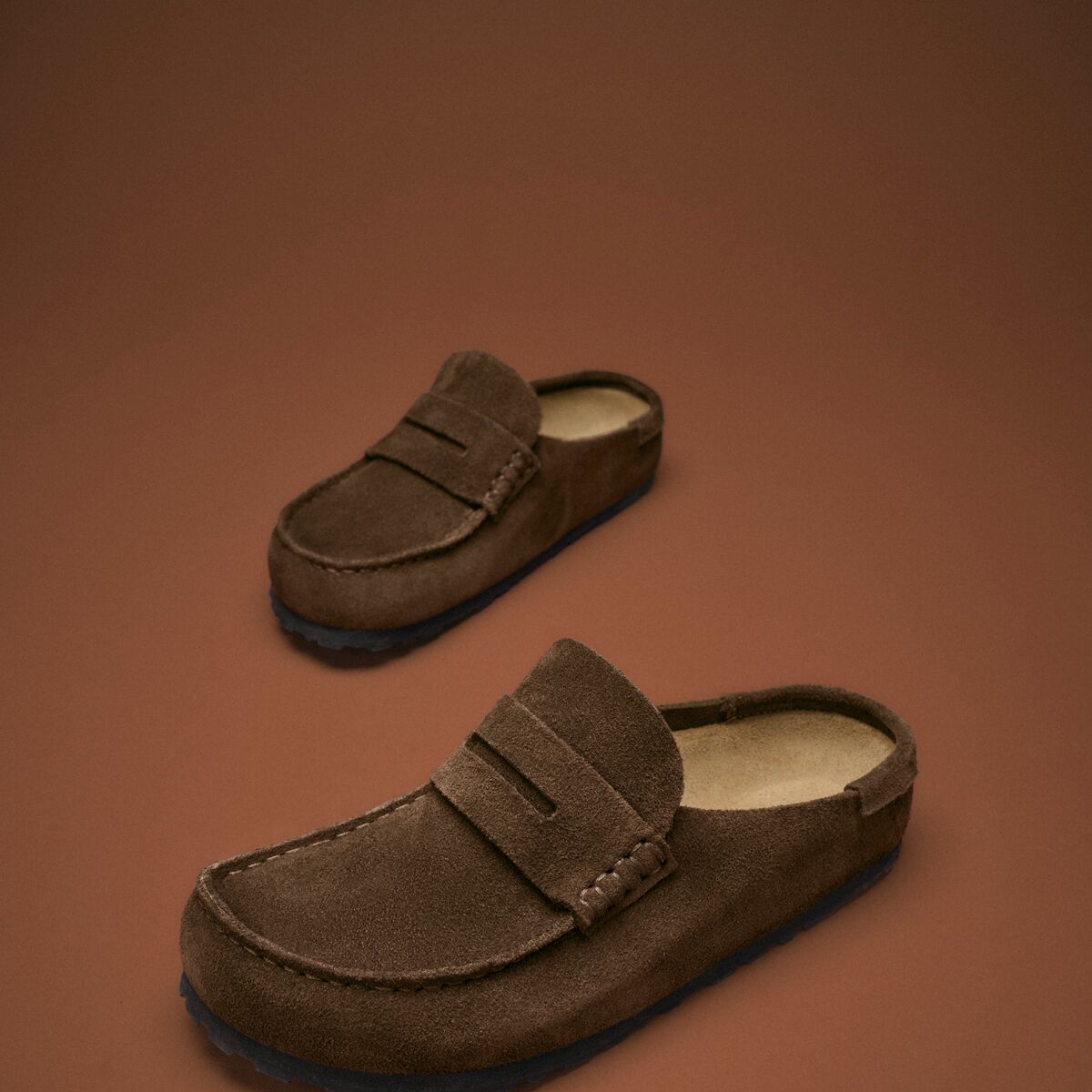 Женские кроссовки Birkenstock Naples Wrapped Bold Grip Narrow, цвет: Замшевый — фото 11