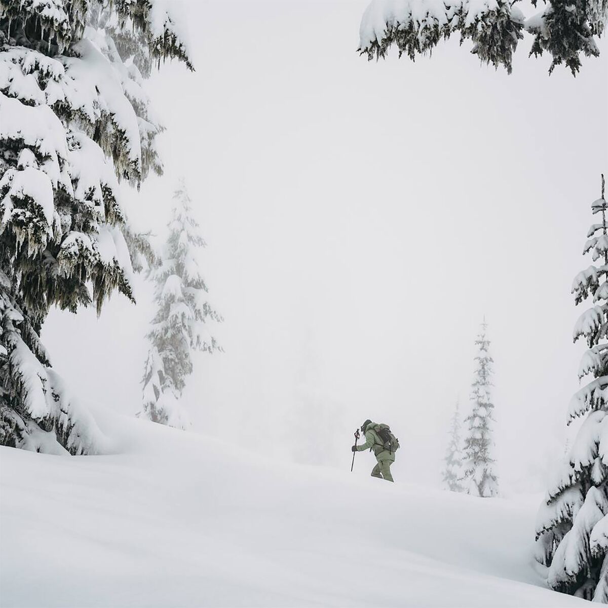 Burton AK GORE-TEX 2L Kimmy Bib Pant - Women´s