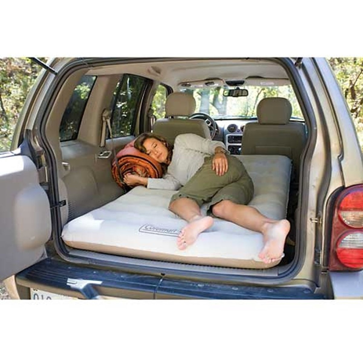 Coleman SUV QuickBed Hike & Camp