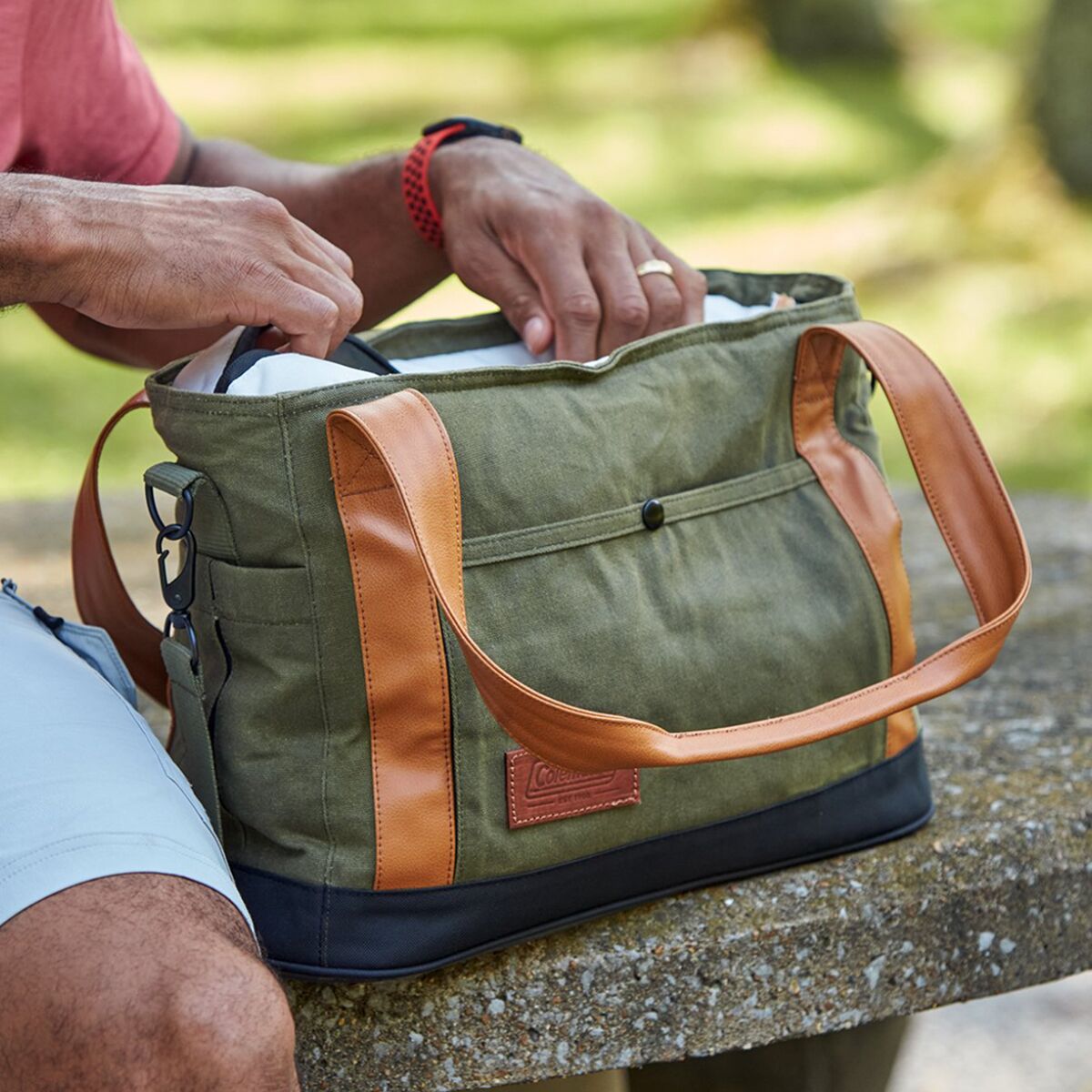 Coleman Banyan Series 24Can Soft Cooler Tote Hike & Camp