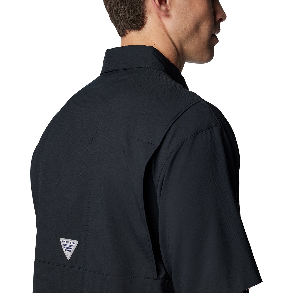 Мужская рубашка Columbia Tamiami II Short-Sleeve Shirt, цвет: Чёрный — фото 6