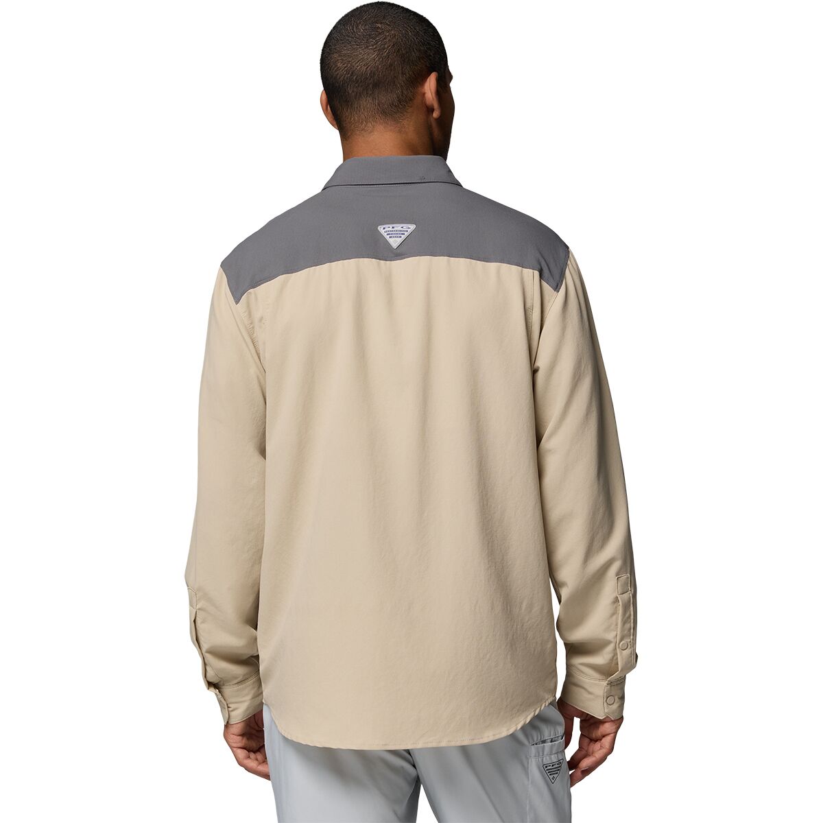 Мужская рубашка Columbia Shoaltech Long-Sleeve, цвет: Серо-бежевый — фото 9